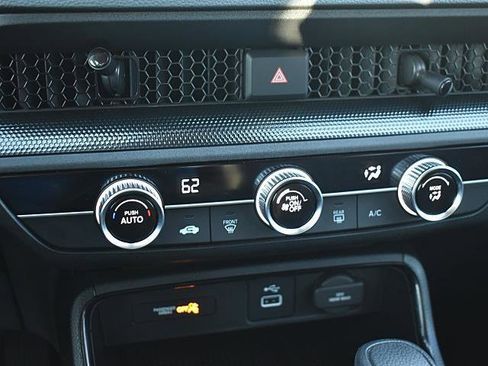 Used 2025 Honda CR-V LX image 21