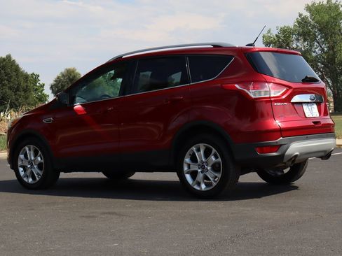 Used 2016 Ford Escape Titanium w/ Equipment Group 301A AWD/4WD image 7