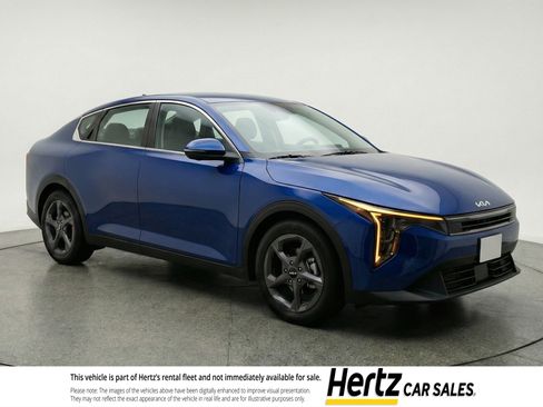 Used 2025 Kia K4 FWD image 1