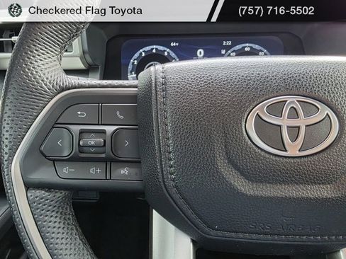 Used 2024 Toyota Tacoma TRD Off-Road image 26