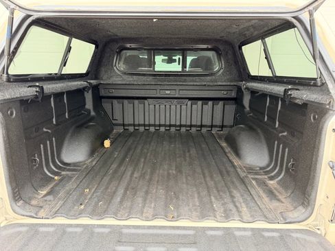 Used 2022 Chevrolet Colorado ZR2 image 36