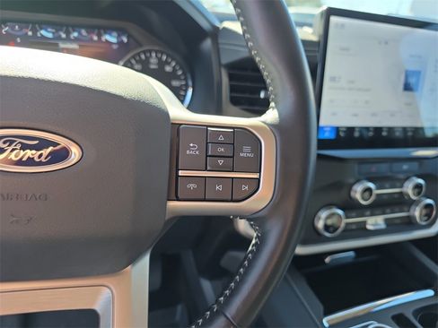 Certified 2023 Ford Expedition Max XLT image 23