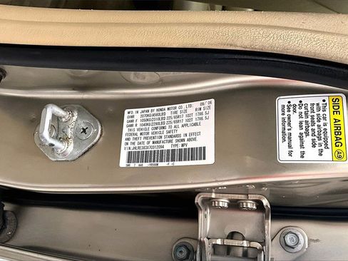 Used 2007 Honda CR-V LX image 14