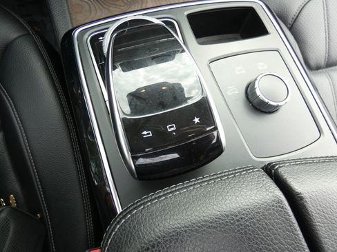 Used 2016 Mercedes-Benz GLE 350 w/ Premium Package image 70