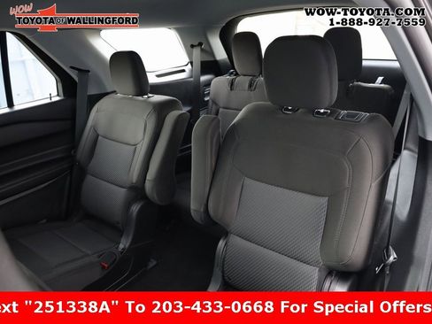 Used 2024 Ford Explorer XLT image 22