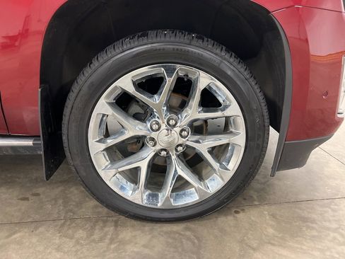 Used 2018 Cadillac Escalade ESV Premium Luxury image 22