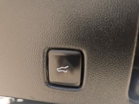 Used 2023 Ford Escape Active AWD/4WD image 7