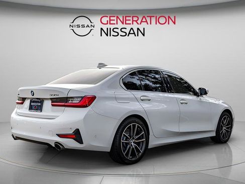 Used 2021 BMW 330i xDrive 330i xDrive w/ Convenience Package image 6