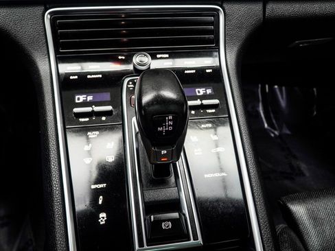 Used 2021 Porsche Panamera 4 AWD/4WD image 26