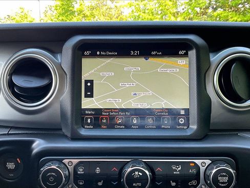 Certified 2022 Jeep Wrangler Unlimited Sahara w/ Cold Weather Group AWD/4WD image 13