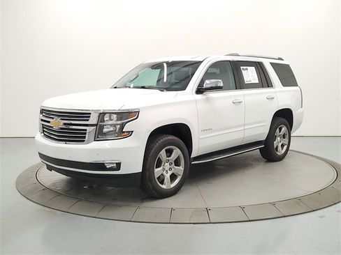Used 2019 Chevrolet Tahoe Premier image 3