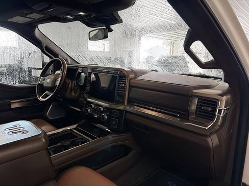 Used 2023 Ford F350 King Ranch AWD/4WD image 12