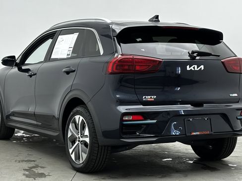 Used 2022 Kia Niro EX Premium image 6