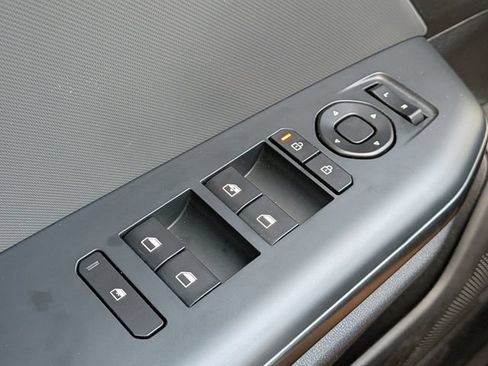 Certified 2025 Kia K4 FWD image 24