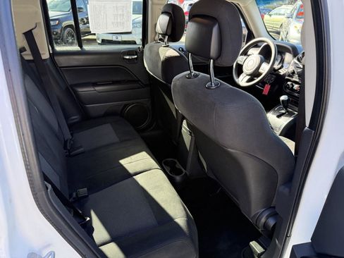 Used 2011 Jeep Patriot Sport w/ PWR Value Group image 18