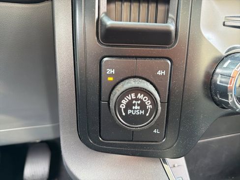 Used 2024 Ford F150 XLT w/ Mobile Office Package image 17