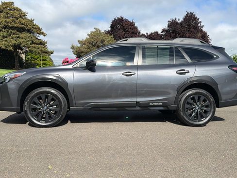 Used 2023 Subaru Outback Onyx Edition AWD/4WD image 6