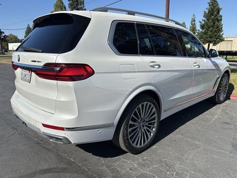 Used 2021 BMW X7 xDrive40i w/ Premium Package AWD/4WD image 13