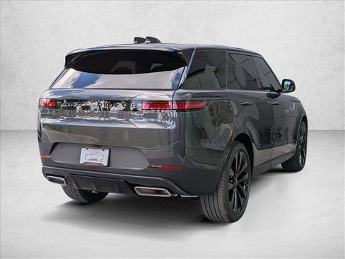 New 2026 Land Rover Range Rover Sport SE image 2