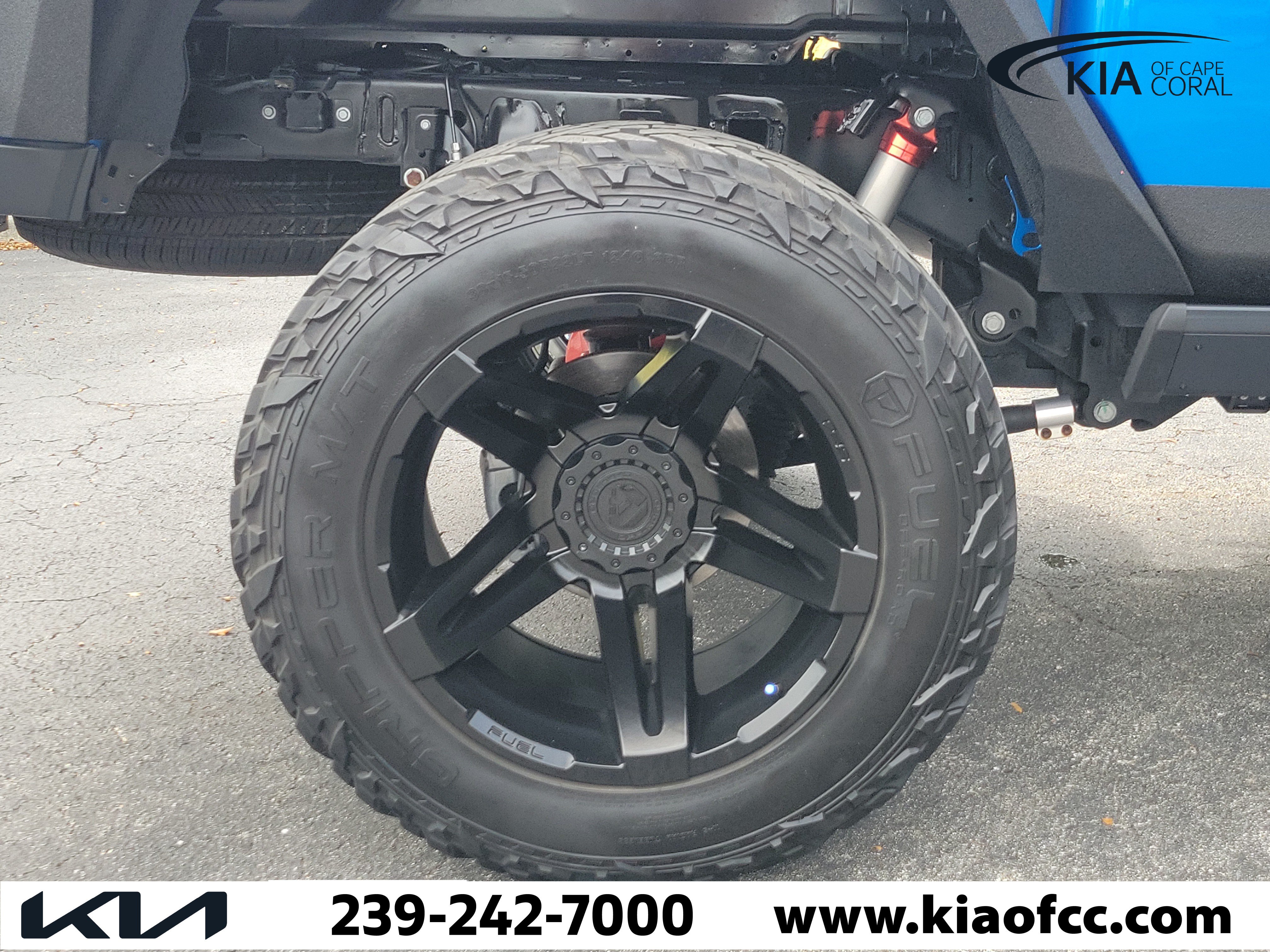 Used 2024 Jeep Gladiator Sport AWD/4WD image 9