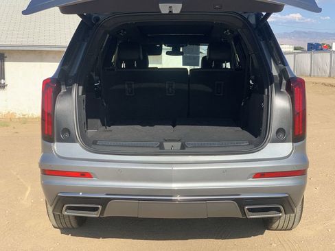 Used 2024 Cadillac XT6 Premium Luxury FWD image 24