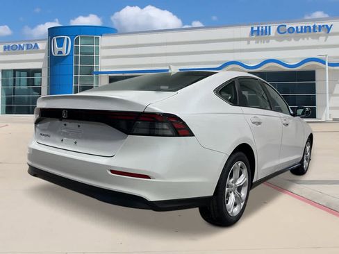 New 2026 Honda Accord LX image 5