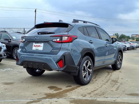 Used 2025 Subaru Crosstrek 2.0i Premium image 6