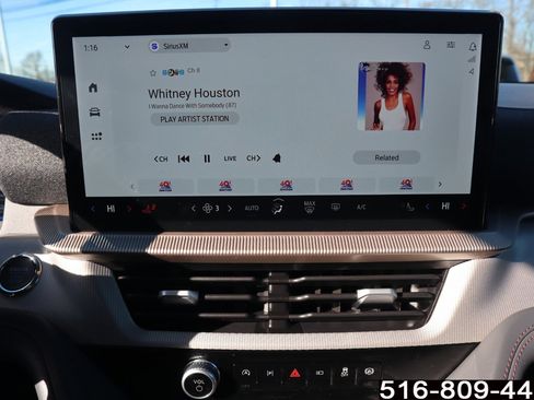 Used 2025 Ford Explorer Active image 20