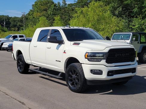Used 2022 RAM 2500 Limited w/ Night Edition AWD/4WD image 1
