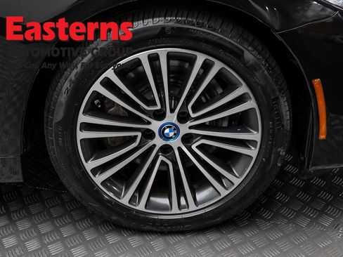 Used 2019 BMW 530i xDrive AWD/4WD image 32