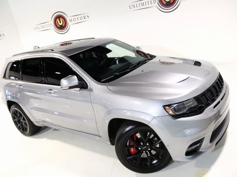 Used 2021 Jeep Grand Cherokee SRT w/ Trailer Tow Group IV image 7