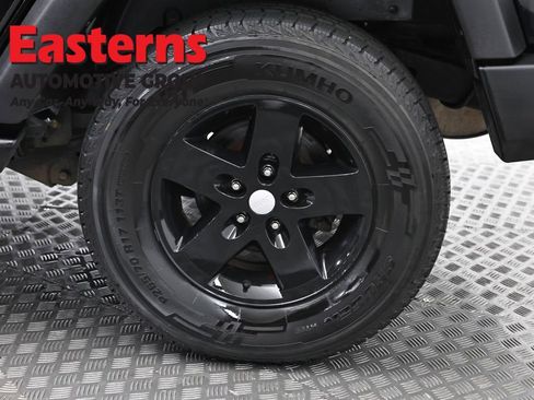 Used 2016 Jeep Wrangler Unlimited Sport w/ Quick Order Package 24S AWD/4WD image 34