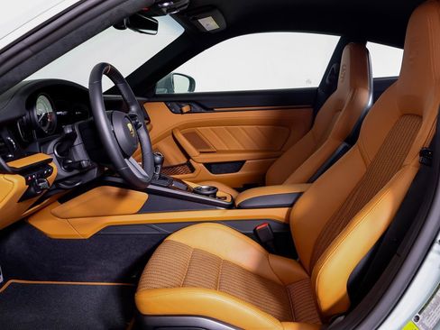 Certified 2024 Porsche 911 GT3 RS image 5