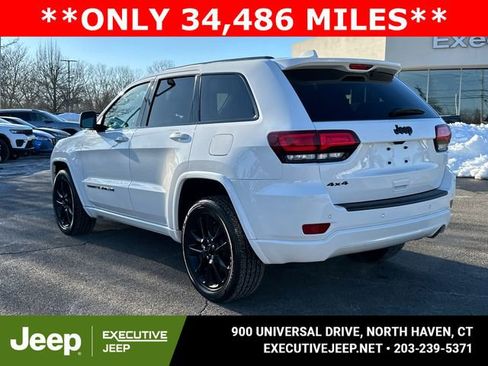 Used 2022 Jeep Grand Cherokee Laredo X image 4