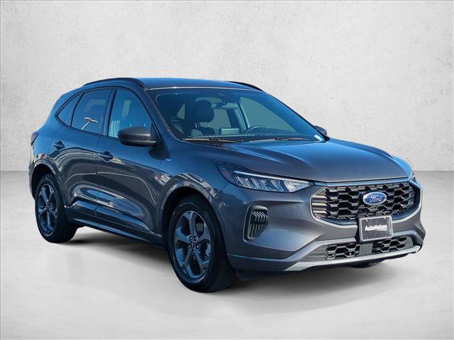 Used 2023 Ford Escape ST-Line w/ Equipment Group 301A FWD image 3