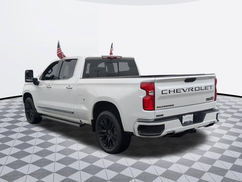 Certified 2023 Chevrolet Silverado 1500 High Country w/ Technology Package AWD/4WD image 5