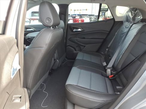 New 2026 Chevrolet Trax LT image 14