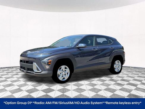 New 2026 Hyundai Kona SE image 2