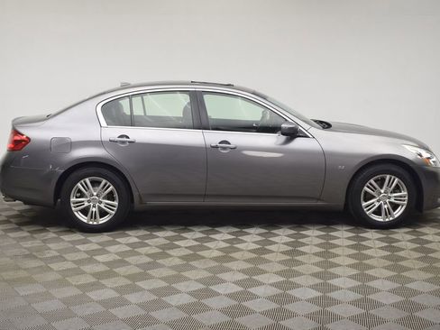 Used 2015 INFINITI Q40 AWD w/ Navigation Package image 12