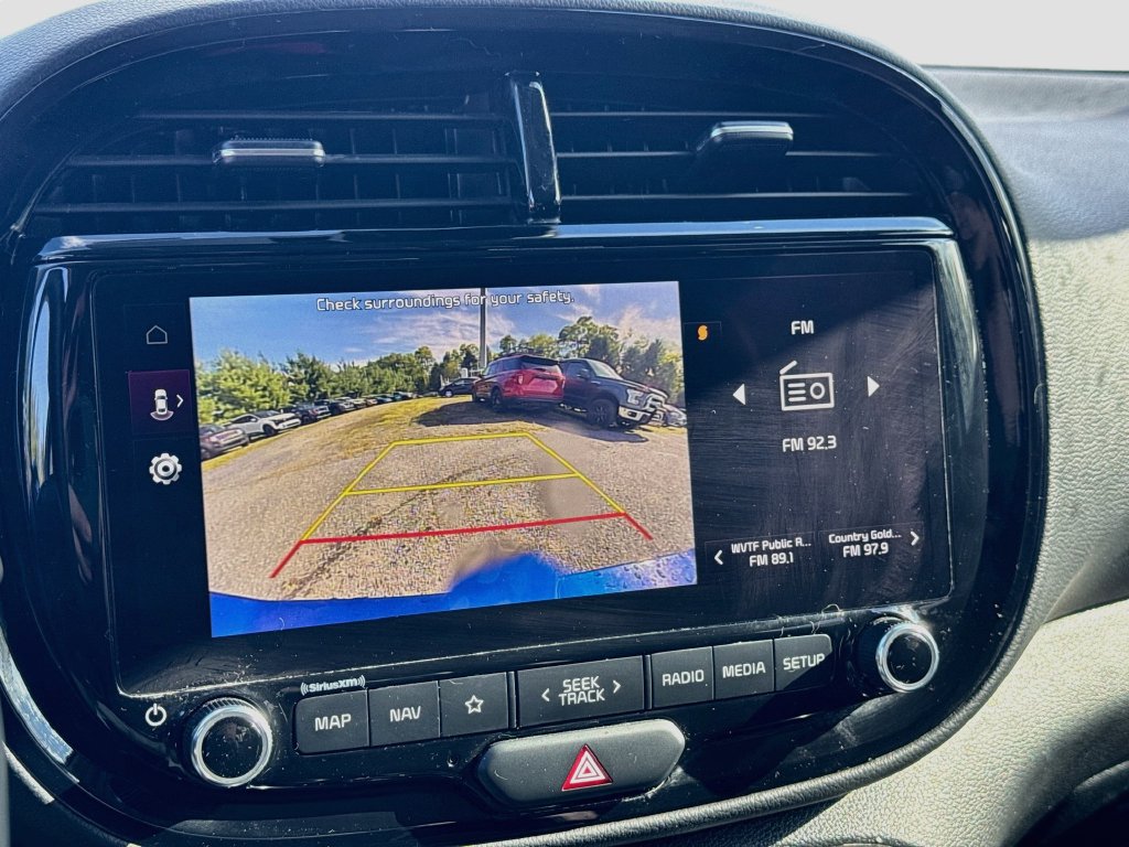 Certified 2023 Kia Soul GT-Line FWD image 17