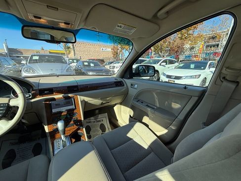 Used 2007 Ford Five Hundred SEL image 16