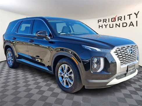 Used 2022 Hyundai Palisade SE image 3