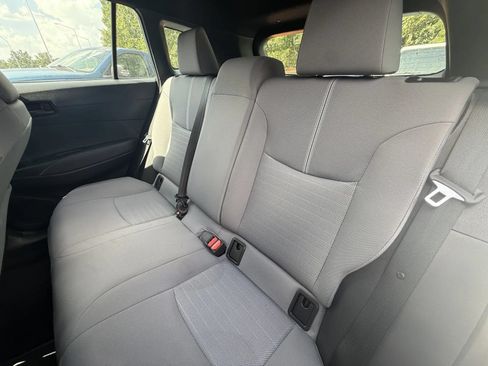 Used 2024 Toyota Corolla Cross AWD Hybrid image 9