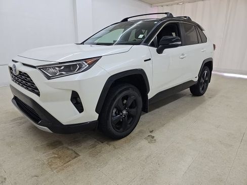 Used 2021 Toyota RAV4 XSE AWD/4WD image 27