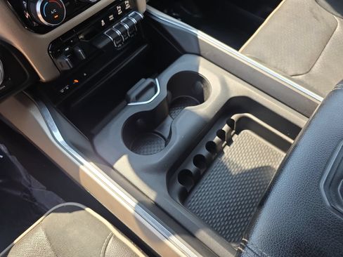 Used 2019 RAM 1500 Laramie AWD/4WD image 24