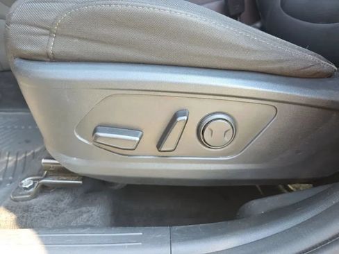 Used 2023 Hyundai Tucson SEL FWD image 15