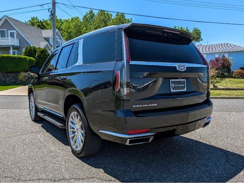 Used 2023 Cadillac Escalade Premium Luxury AWD/4WD image 8