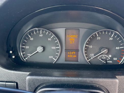 Used 2017 Mercedes-Benz Sprinter 2500 w/ Workspace Access Package image 16