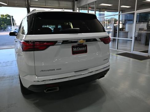 Used 2022 Chevrolet Traverse Premier w/ LPO, Floor Liner Package AWD/4WD image 6