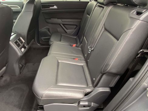 Used 2018 Volkswagen Atlas SE image 11